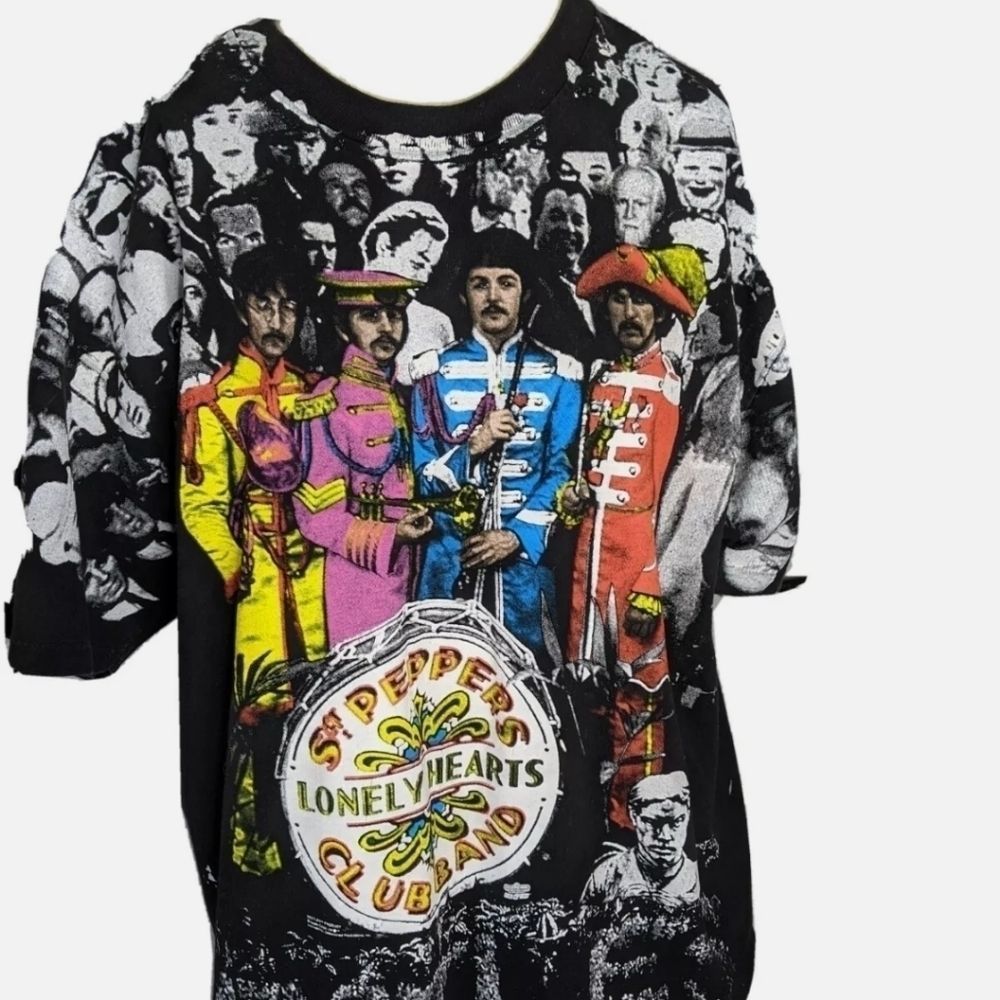 Vintage Beatles Sgt peppers shirt - Picture 1 of 8